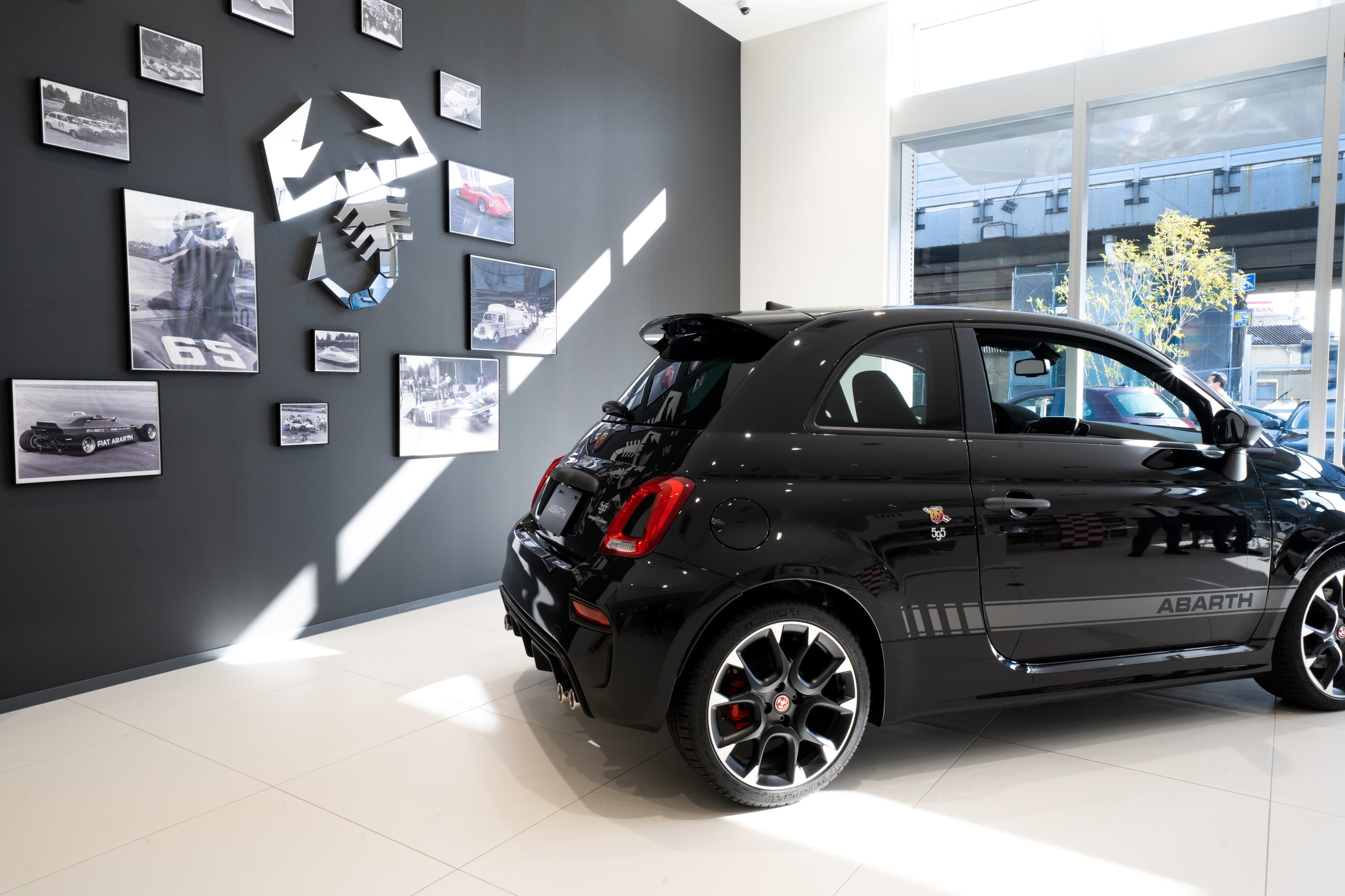 フィアット／アバルト神戸西