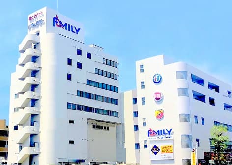 株式会社ファミリー